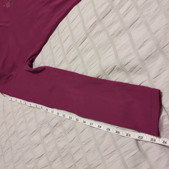 Ladies Small V-Neck Long Sleeved Top - Picture 4 of 8